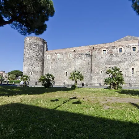 Scs Alaimo Flat * Catania